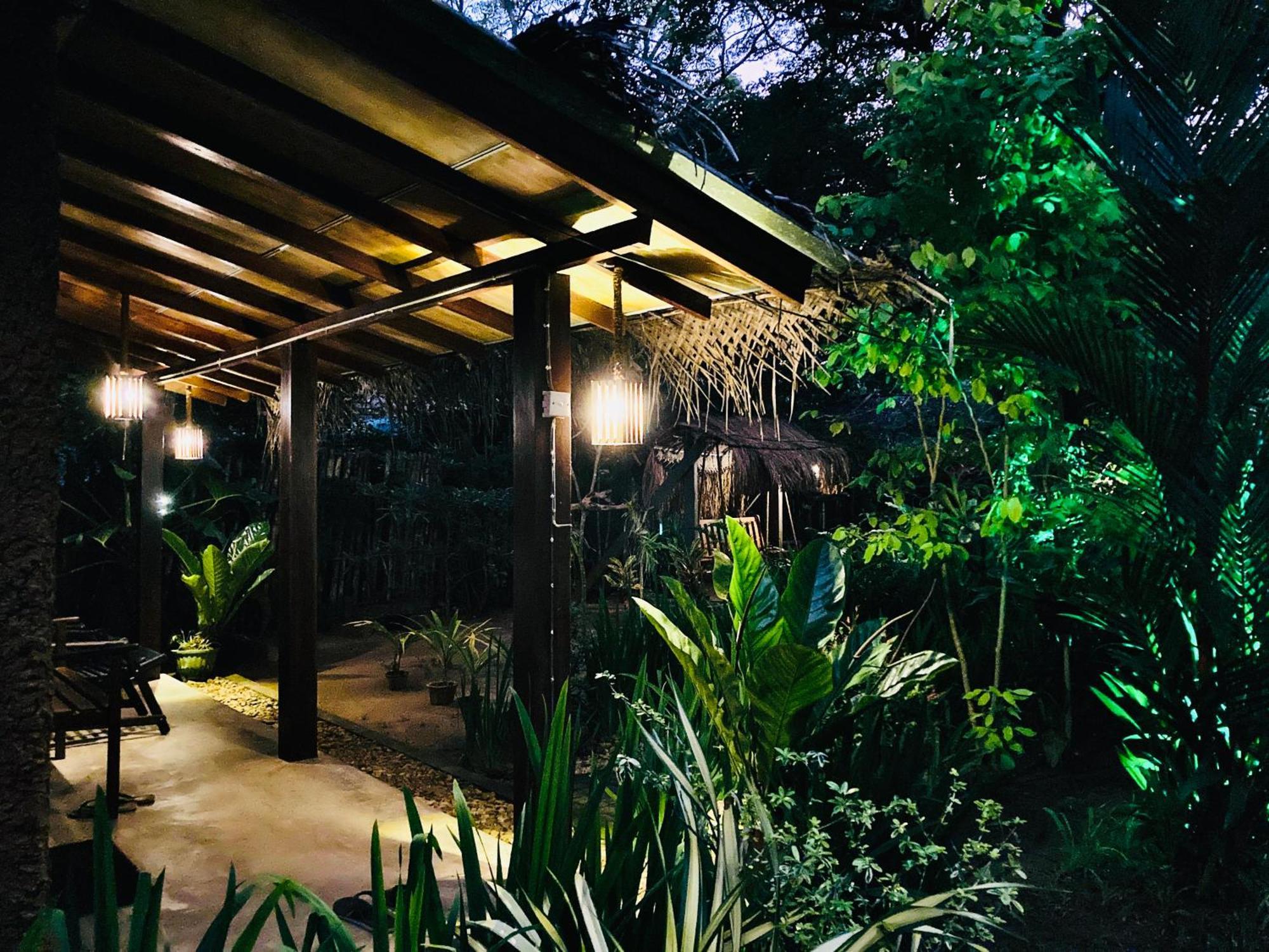 Green Paradise Cottage Udawalawa Udawalawe Exterior photo